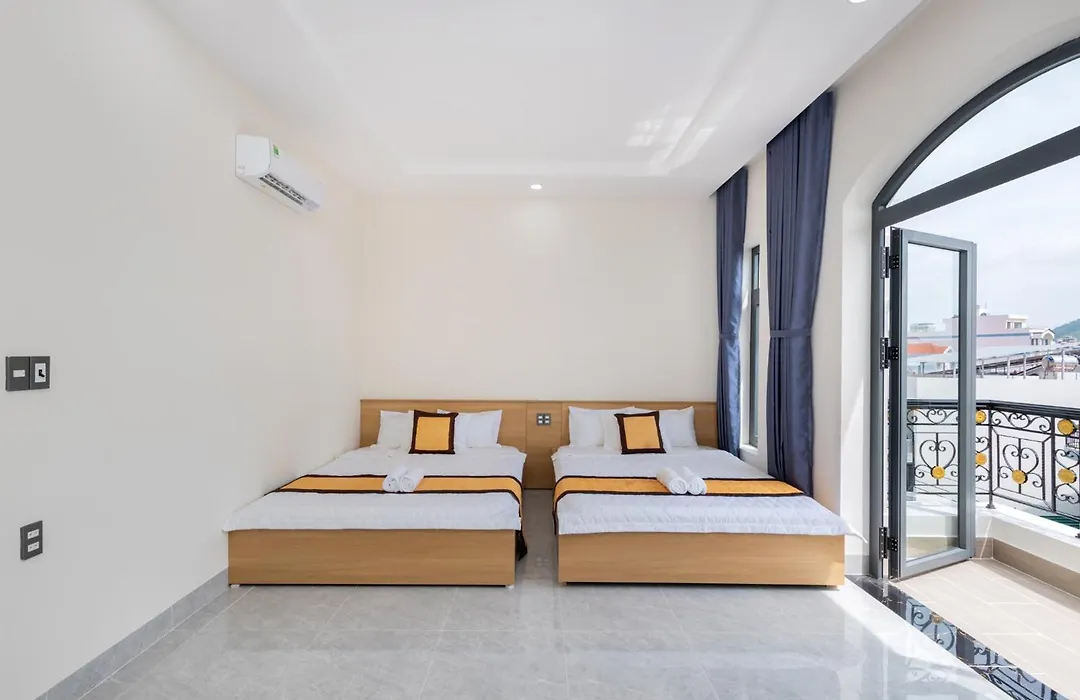 Villa 5 Lạc Long Quân - Bãi Sau-1